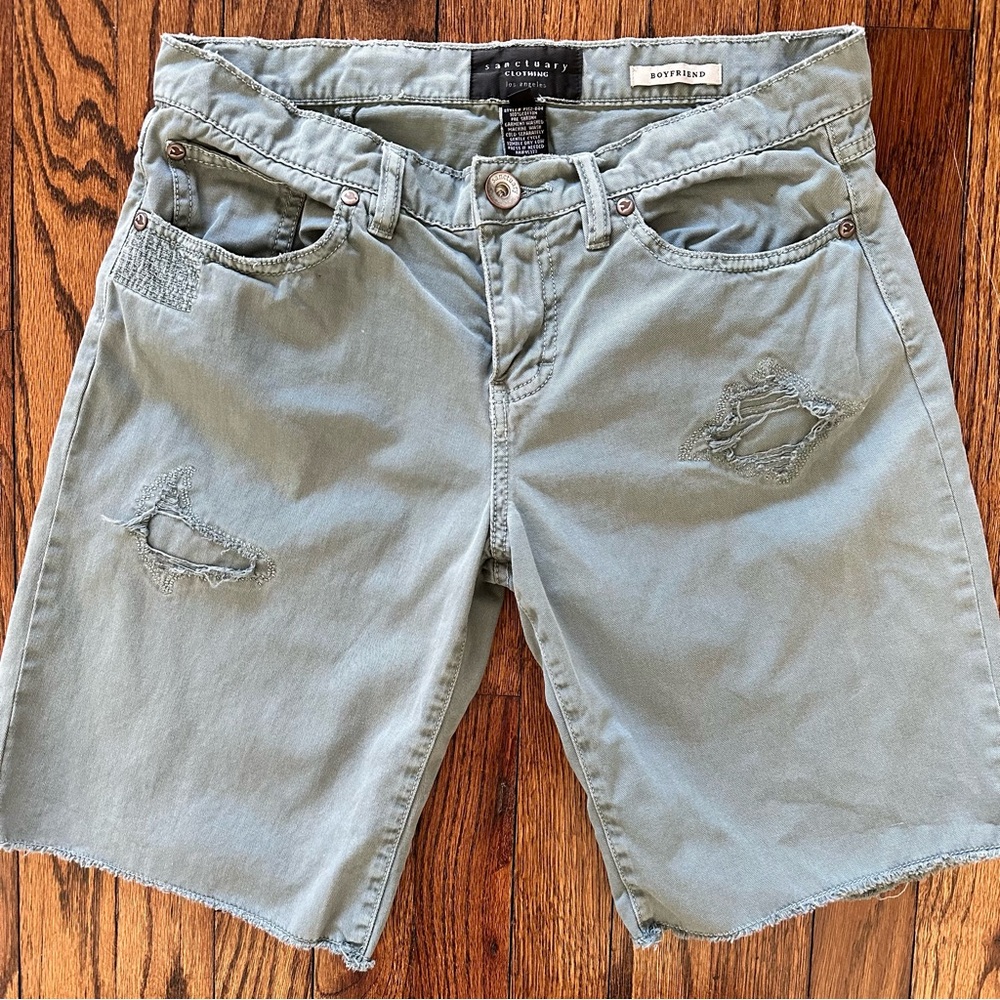 🦋Women’s Distressed Sanctuary Boyfriend Shorts 28 Forest Green